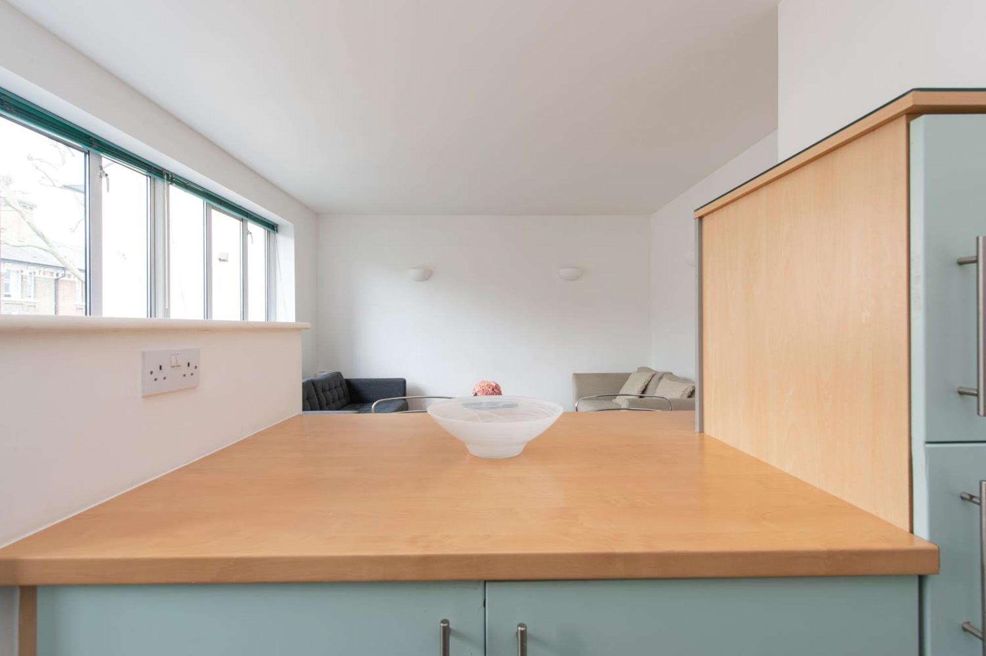 Modern Luxury Apartment By Bow Road Station Londen Buitenkant foto
